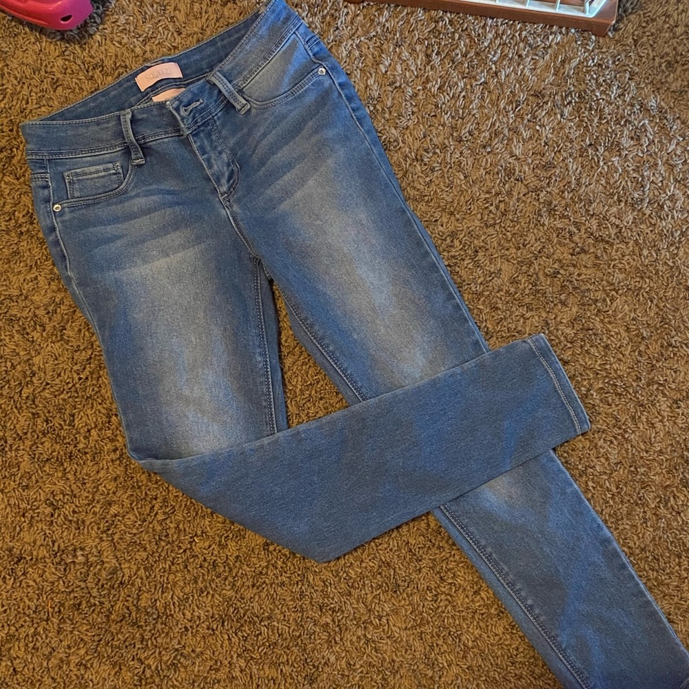 Squeeze jeans